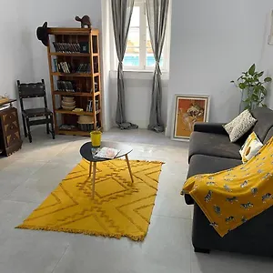  Apartamento Door
